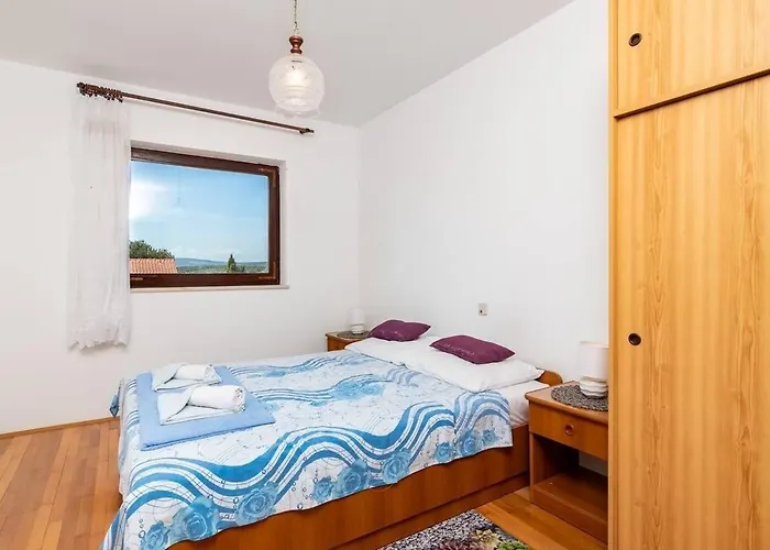 Apartment With Parking Space Punat, Krk - 25011 Punat